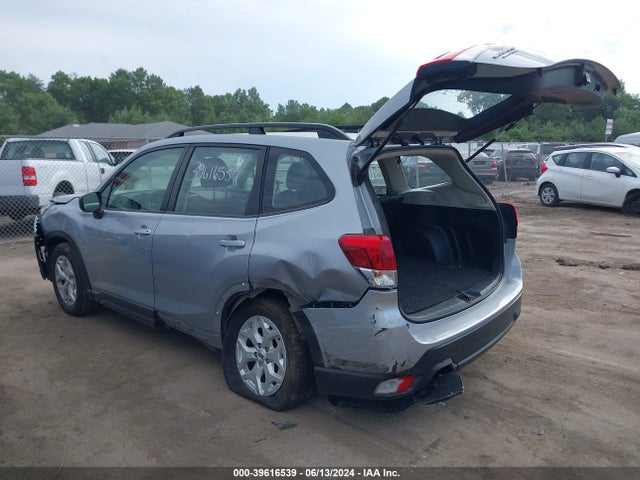 Subaru Forester 2019 JF2SKACC6KH576034 Image 3