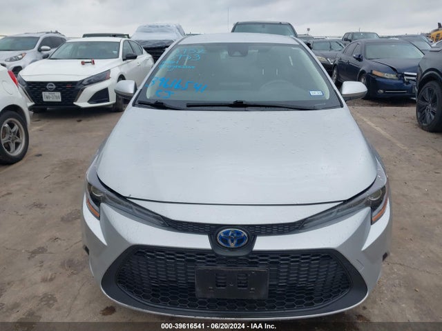 Toyota Corolla Hybrid Le 2022 JTDEAMDE0N3014020 Image 12