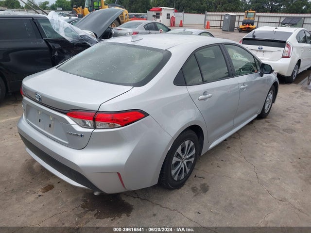 Toyota Corolla Hybrid Le 2022 JTDEAMDE0N3014020 Image 4