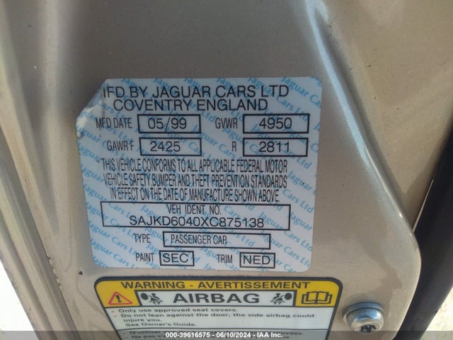 1999 JAGUAR XJ8 SAJKD6040XC875138 Photo 8