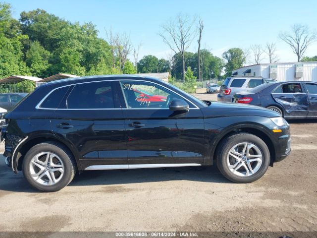 WA1BNAFY3J2150522 Audi Q5 2.0t Premium/2.0t Tech Premium