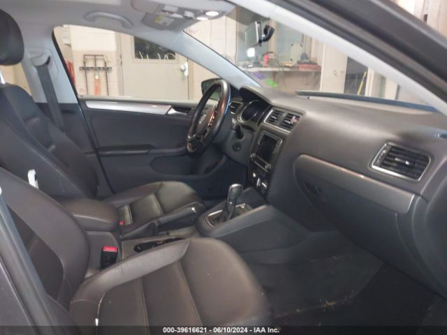 3VWDB7AJ6HM305844 Volkswagen Jetta 1.4t Se