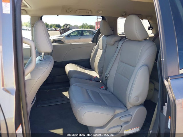 Toyota Sienna Xle 8 Passenger 2017 5TDYZ3DC3HS846887 Image 8