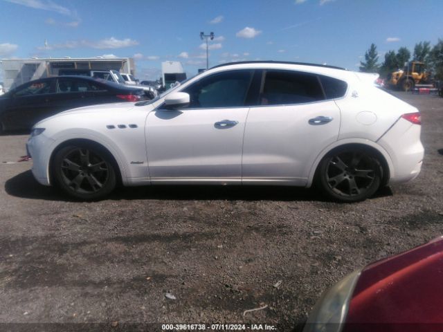 ZN661XUS2JX259575 Maserati Levante Gransport