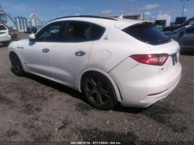 ZN661XUS2JX259575 Maserati Levante Gransport