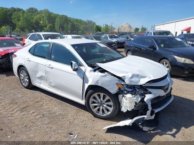 2019 4T1B11HKXKU773776 main image