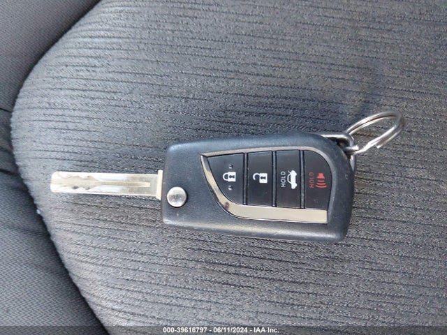 Toyota CAMRY LE 2019 4T1B11HKXKU773776 Image 11