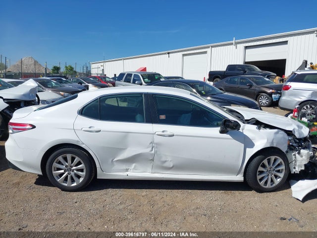 Toyota CAMRY LE 2019 4T1B11HKXKU773776 Image 13