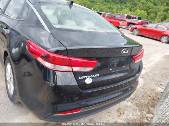 5XXGT4L30JG183483 KIA Optima Lx