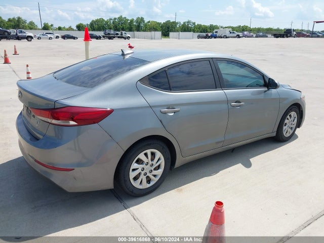 Hyundai ELANTRA SE 2017 KMHD74LF2HU094337 Image 4