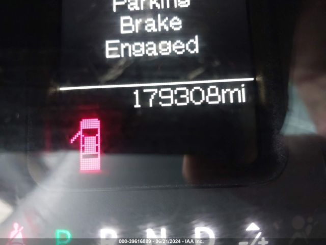 1C6RR6GG3GS381156 RAM 1500 Slt