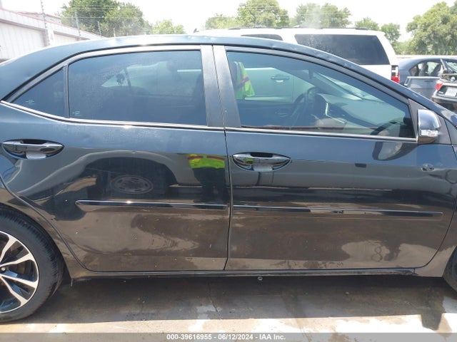 Toyota COROLLA SE 2018 5YFBURHE7JP780944 Image 13