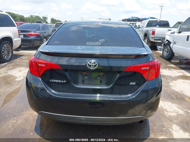 Toyota COROLLA SE 2018 5YFBURHE7JP780944 Image 16