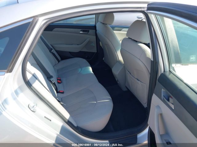 5NPE24AF4JH705124 Hyundai SONATA SE