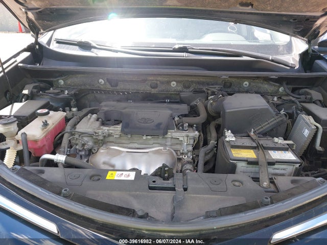 Toyota Rav4 Xle 2018 JTMRFREV9JJ183053 Image 10