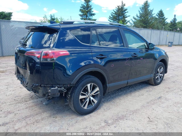 Toyota Rav4 Xle 2018 JTMRFREV9JJ183053 Image 4