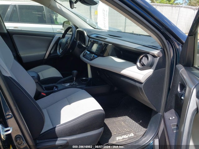 Toyota Rav4 Xle 2018 JTMRFREV9JJ183053 Image 5