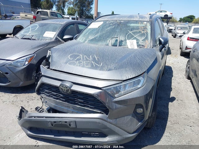 Toyota Rav4 Xle 2020 2T3W1RFV4LC047273 Image 13