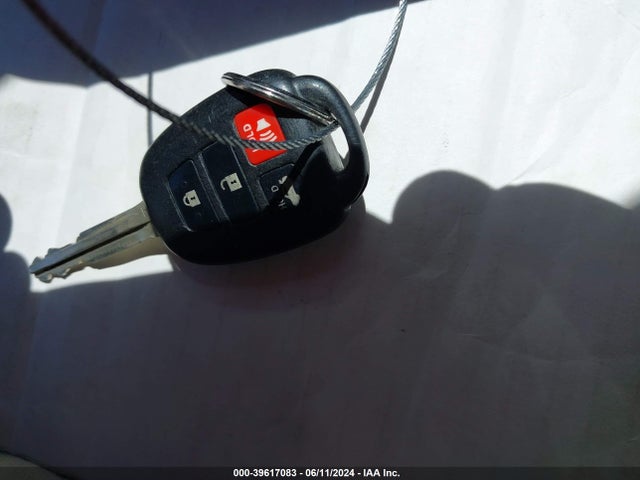 Toyota COROLLA LE 2016 2T1BURHEXGC688123 Image 11