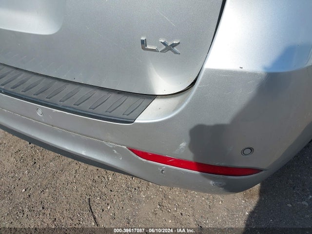 KIA SEDONA LX 2016 KNDMB5C15G6089164 Image 12