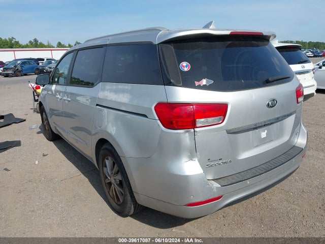 KIA SEDONA LX 2016 KNDMB5C15G6089164 Image 3