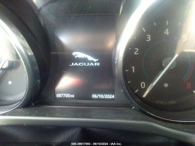 2016 JAGUAR XF SAJBE4BV9GCY10392 Photo 6