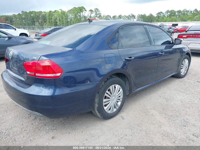 Volkswagen Passat 1.8t S 2014 1VWAS7A34EC027768 Image 4