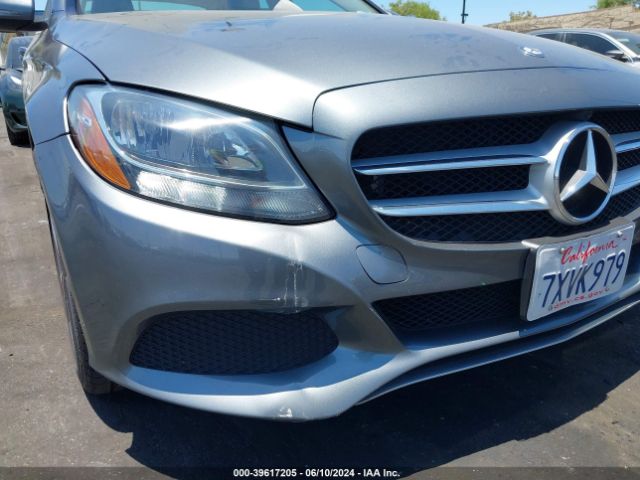 55SWF4JB5HU221542 Mercedes-Benz C 300 Luxury/sport