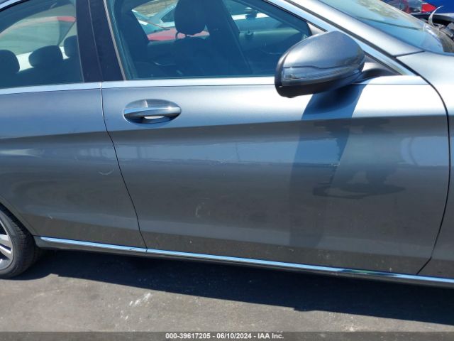 55SWF4JB5HU221542 Mercedes-Benz C 300 Luxury/sport