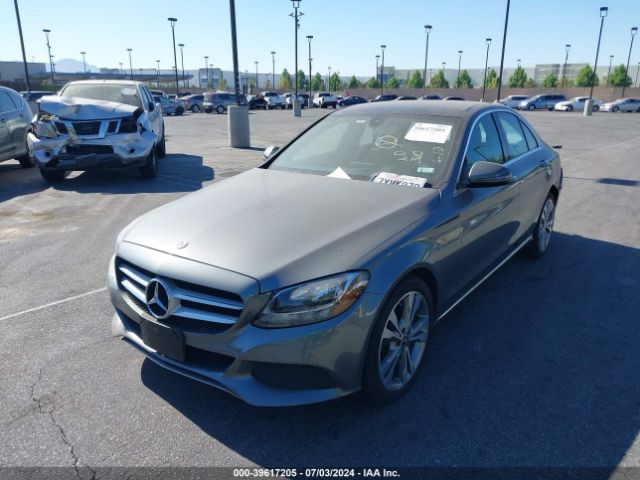 55SWF4JB5HU221542 Mercedes-Benz C 300 Luxury/sport