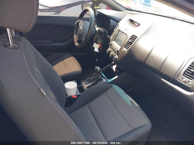 KIA FORTE LX 2018 3KPFL4A75JE182470 Image 5