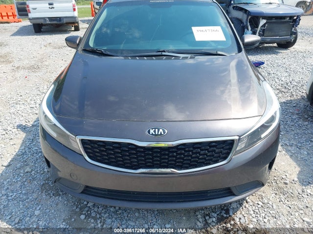 KIA FORTE LX 2018 3KPFL4A75JE182470 Image 6