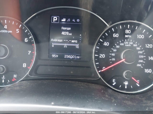 KIA FORTE LX 2018 3KPFL4A75JE182470 Image 7