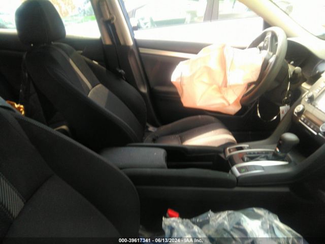 2HGFC2F56JH604019 Honda Civic Lx