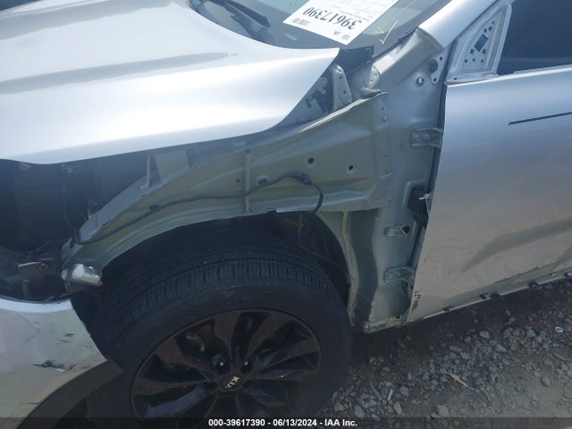 KIA Sorento 3.3l S 2019 5XYPG4A53KG595144 Image 19