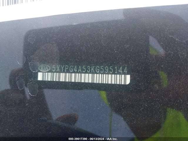 KIA Sorento 3.3l S 2019 5XYPG4A53KG595144 Image 9