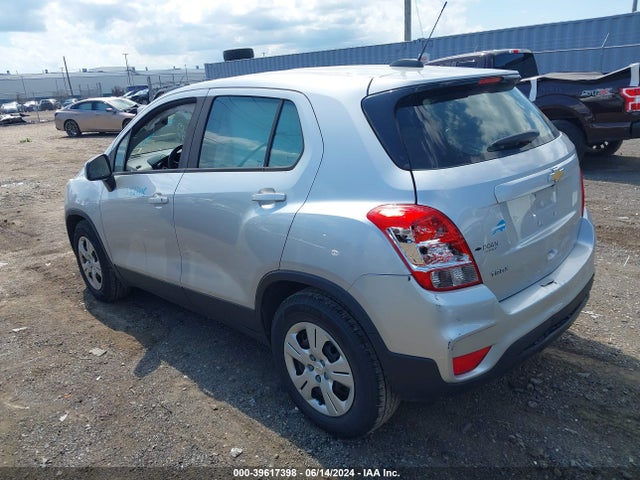 Chevrolet TRAX LS 2017 KL7CJKSB8HB209715 Image 3