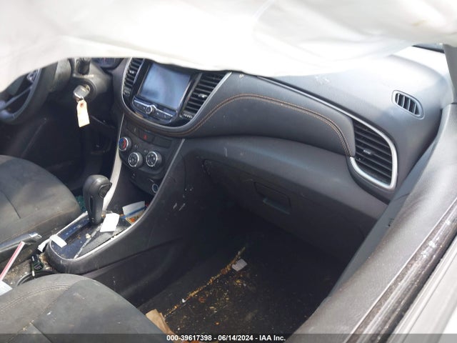 Chevrolet TRAX LS 2017 KL7CJKSB8HB209715 Image 5