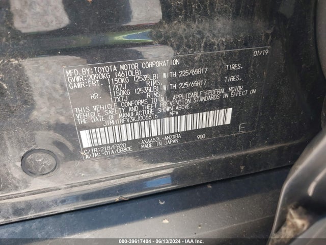 Toyota RAV4 LE 2019 JTMH1RFV3KJ006816 Image 9