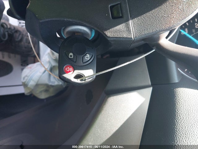 Ford ESCAPE SE 2018 1FMCU0GD2JUB08099 Image 11