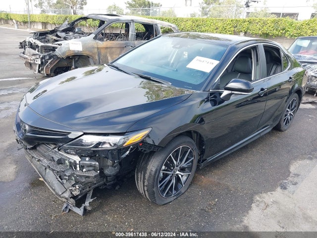 Toyota CAMRY SE 2024 4T1G11AK8RU902379 Image 2