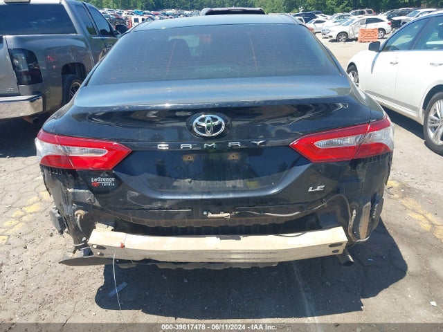Toyota CAMRY LE 2018 4T1B11HK7JU550917 Image 16