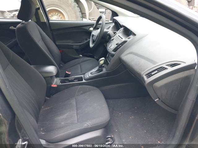 Ford FOCUS SE 2016 1FADP3F21GL216395 Image 5