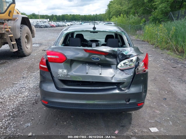 Ford FOCUS SE 2016 1FADP3F21GL216395 Image 6