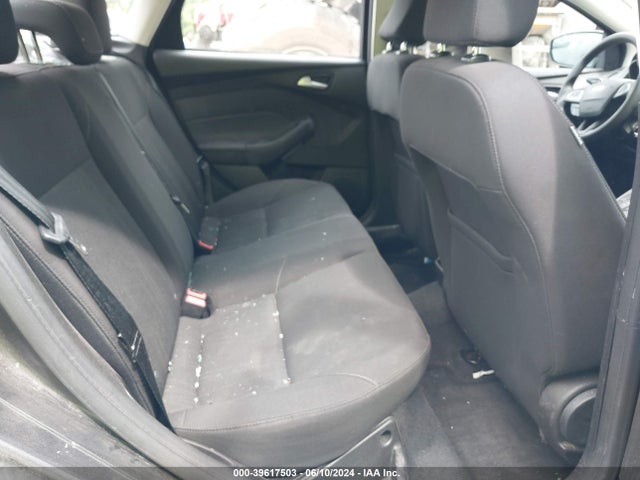 Ford FOCUS SE 2016 1FADP3F21GL216395 Image 8