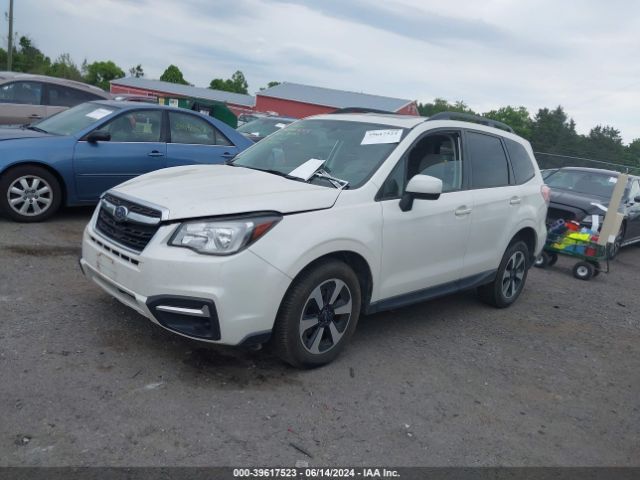 JF2SJAEC3JH517621 Subaru Forester 2.5i Premium
