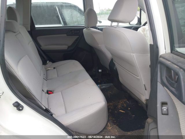 JF2SJAEC3JH517621 Subaru Forester 2.5i Premium