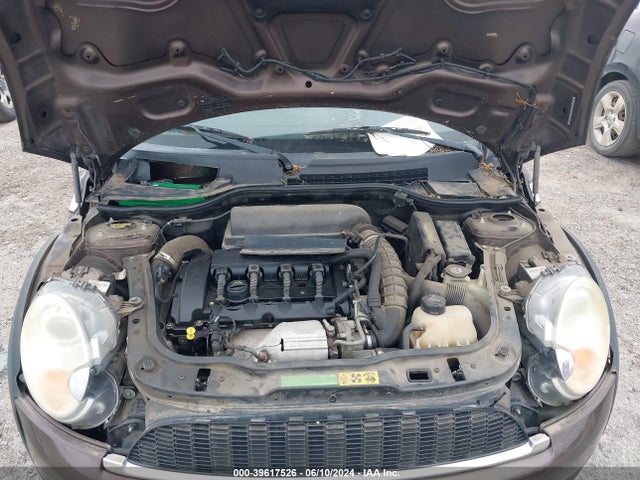 2008 MINI COOPER S CLUBMAN WMWMM33538TP88214 Photo 9