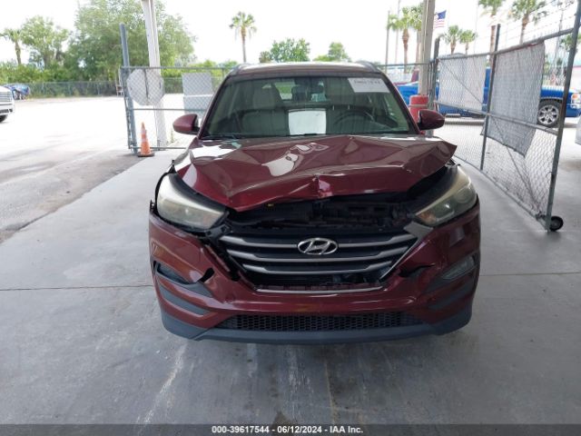 KM8J33A40JU600702 Hyundai TUCSON SEL