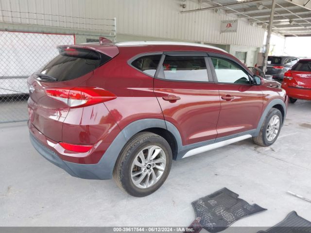 KM8J33A40JU600702 Hyundai TUCSON SEL